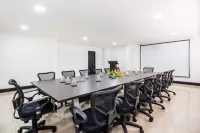 Hotel Andes Plaza - parking