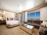 ساهارا لاس فيجاس Hotels near محطة SLS