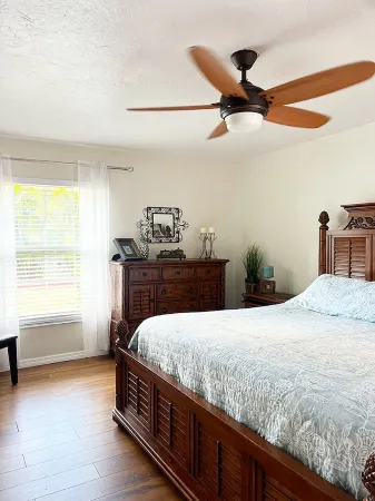 Pool Home oasis just minutes to Siesta Key Beaches