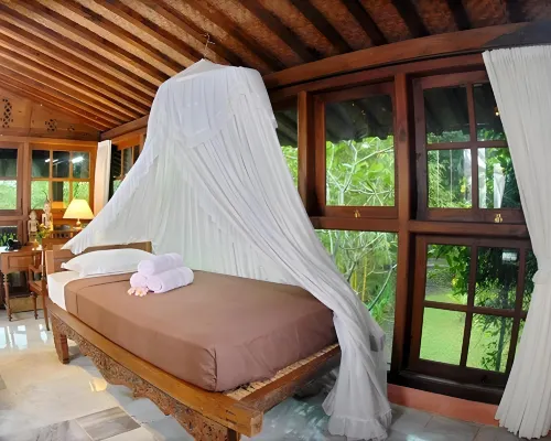 Hills Joglo Villa Hotels in Ungaran