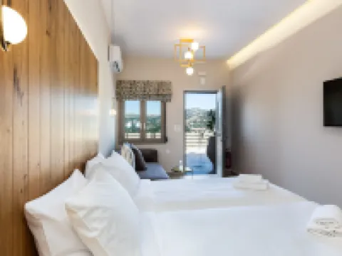 Panorama Luxury Rooms Hoteles en Lampi