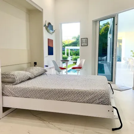 Men Only Clothing Option Guesthouse Near Wilton Manors