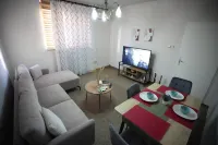 Charming Tiranë Apartment with Central Location