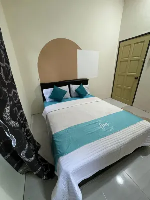 Fwa Guest House Hotel a Rusila