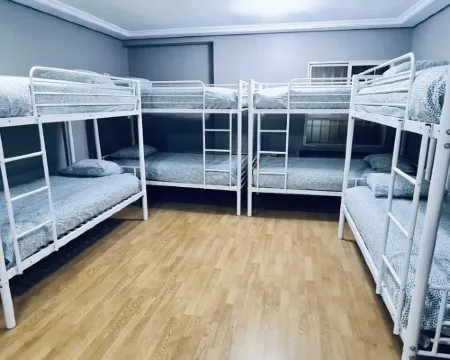 ホステル165 マドリードのホテル