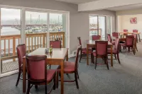 Astoria Riverwalk Inn Hotels in Astoria