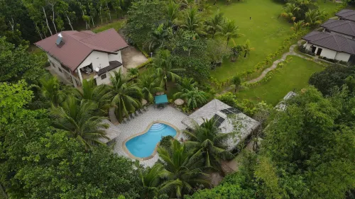 Denika's Suites Hotels in Palawan