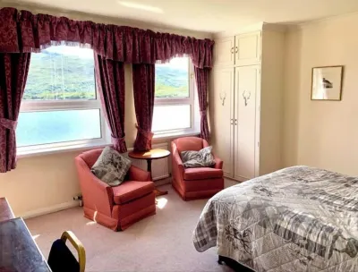 Lochalsh Hotel