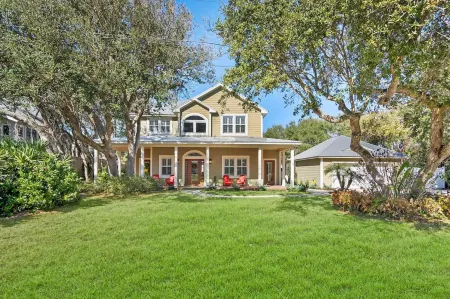 Beach House Pool Golf Cart Game Room BBQ Отели в г. Вилано-Бич