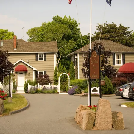 Bar Harbor Manor