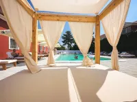 Kastel Ecka - Pools