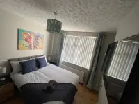 Connswater Town House Belfast Hotels near Crumlin Road Gaol Visitor Attraction and Conference Centre