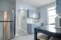 Love my place- 10 Mins Away To NYC - Pristine Apartment