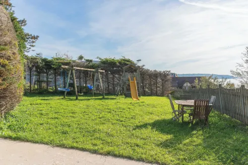 The Benervilloise Villa With its Feet in the Water Hotels in Benerville-sur-Mer