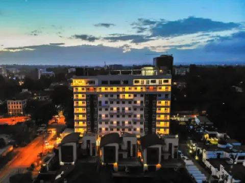 Glam Hotel Hotels near Village Market