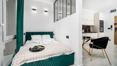 Widok Apartments Near the Palace of Culture and Science by Sun & Snow Hoteller i Bemowo