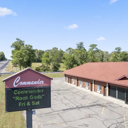 Commander Motel