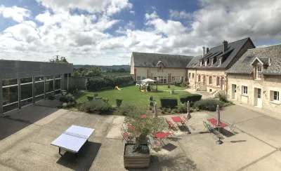 Ferme du Chateau Hotel a Monampteuil