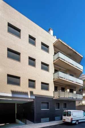 Edifico Tramontana Отели рядом с достопримечательностью «Plage Nord»