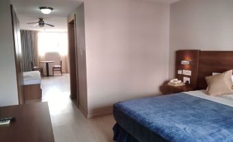 Hotel Tower House Suites