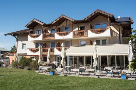 Hotel Himmelreich Отели в г. Гемайнде Гроссгмайн