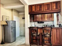 Timbo's Apartelle Hotels in Canefield