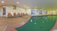 Candlewood Suites LAFAYETTE by IHG - Pools