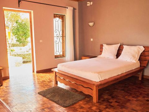 Andasibe Sifaka Lodge