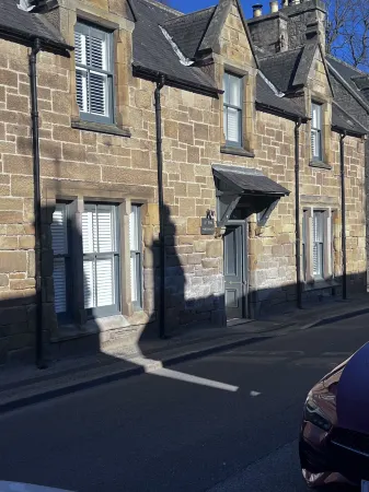 NO. TEN GUESTHOUSE Отели в г. Инвергордон