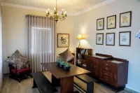 Boom69 Guesthouse Hotels in Parys