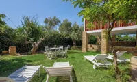 Maria Elena Villas