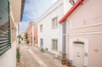Blue Tide - Two Bedroom Apartment
