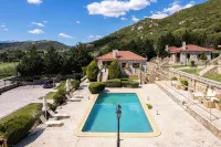 Pleiades Studios - All Season Gems Hotels in Xilokastro Evrostini