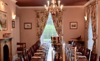 Delphi Lodge