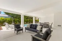Onyx House at the Gemma
