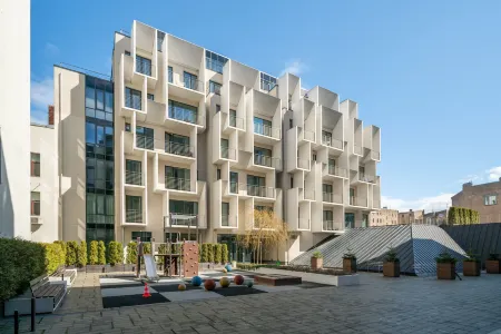 Easyrooms Dzirnavu Отели рядом с достопримечательностью «Brīvības Piemineklis»