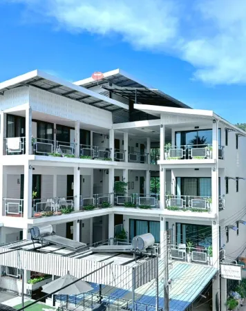 Good Dream Hotel (Khun Ying House)