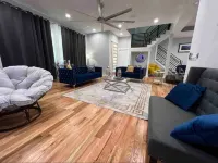 Contemporary Oasis with Private Deck Patio - Upscale Luxury Hotel a Decatur