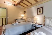 Villa with air conditioning, heated pool, sauna, garden, in the Chianti area Hoteles en Reggello