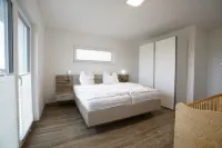 Four-window villa with private swimming pool, cinema, sauna for 14 people