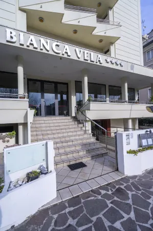 Hotel Bianca Vela Отели в г. Римини