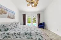 3br Villa, Private Heated Pool, Garage, EV-Charger