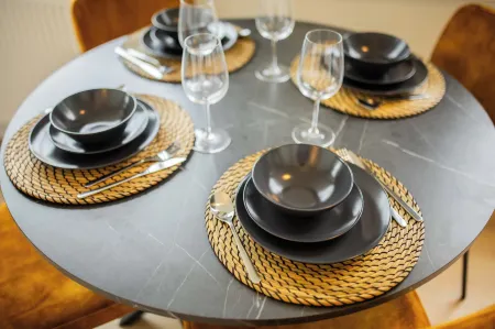 Alphabet Apartments Westersingel Отели рядом с достопримечательностью «KPN Telecom Building / Toren op Zuid»