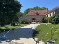 Le Domaine du Gravier Hotels in Gramat