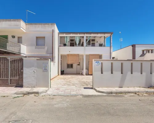 2698 Sud Sud Apartaments - Appartamento Sirena by Barbarhouse Hotels in Torre Lapillo