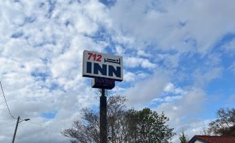 712 Inn