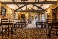 Shoulder of Mutton Hotels in Gilling with Hartforth and Sedbury