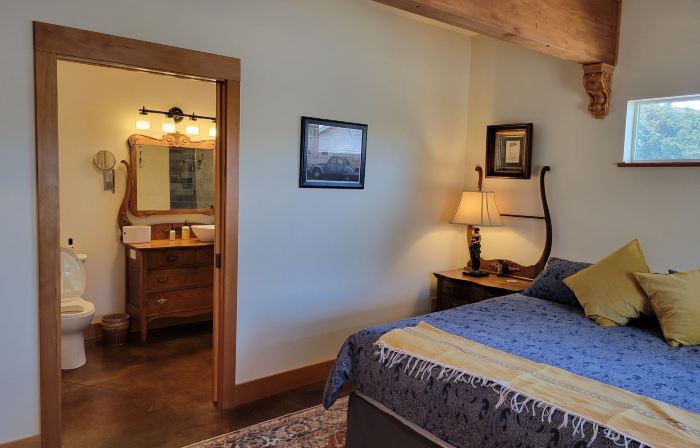 8 Mile Farm B&B