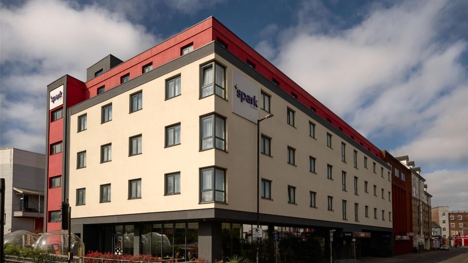 Spark by Hilton Luton