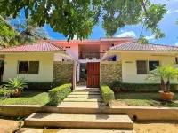 CASA MILOR - BEACHFRONT PARADISE San Juan del Sur Library附近的飯店